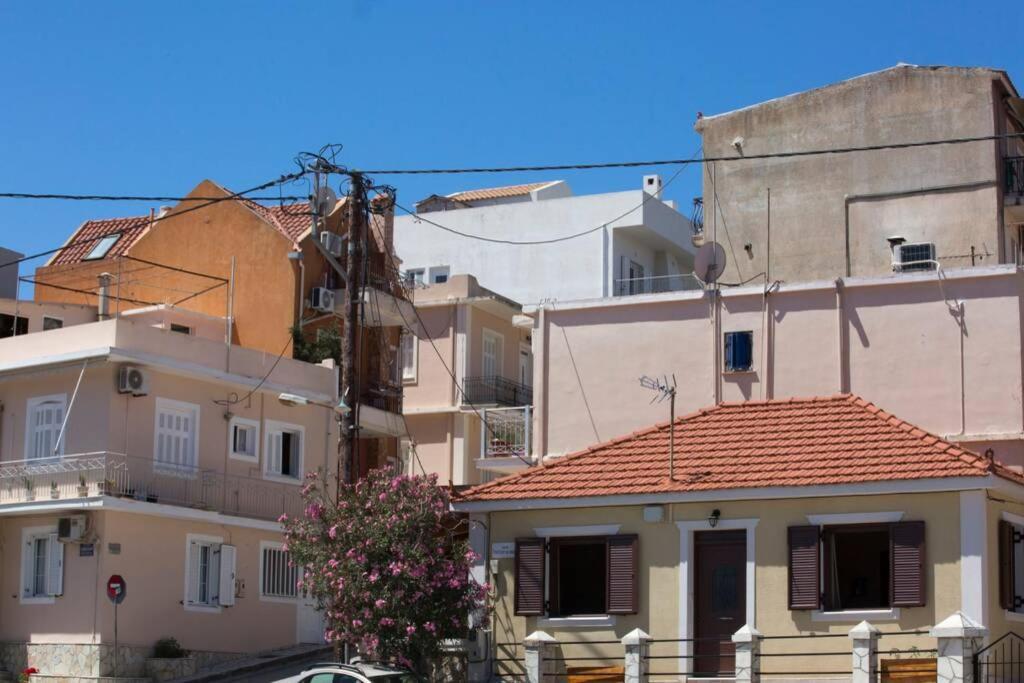 הוילה Kostas' House Argostoli מראה חיצוני תמונה